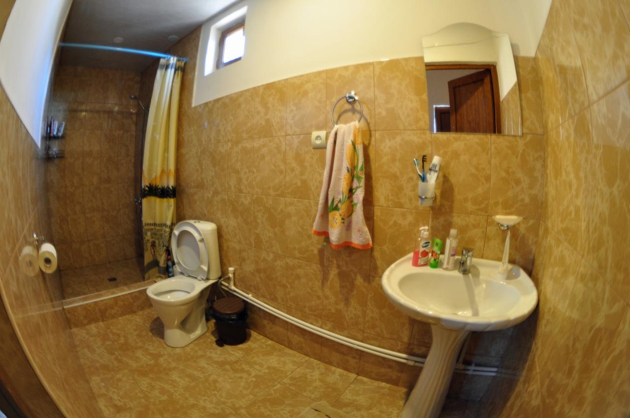 Saro B&B&Safari Tours Tatev Exterior foto